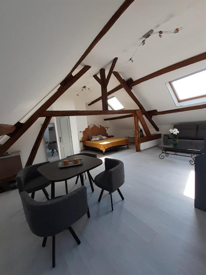 La Bonne Adresse Bed & Breakfast Val de Livre ภายนอก รูปภาพ